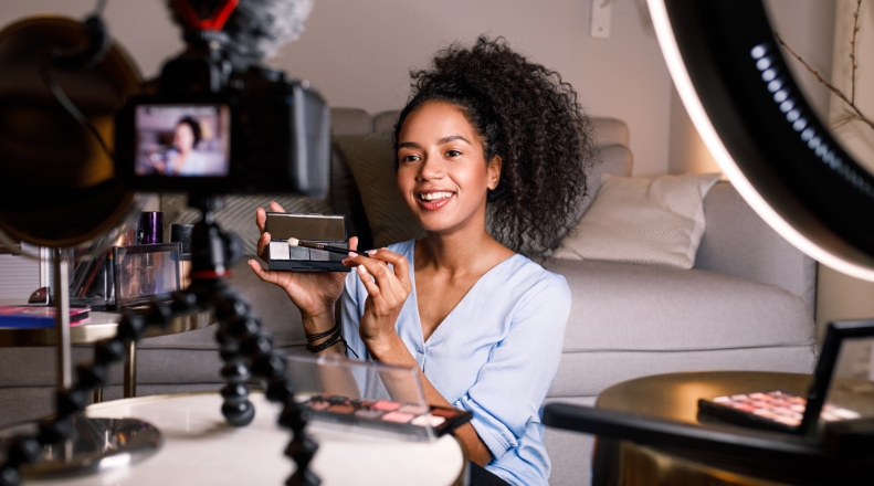 Influencer Marketing